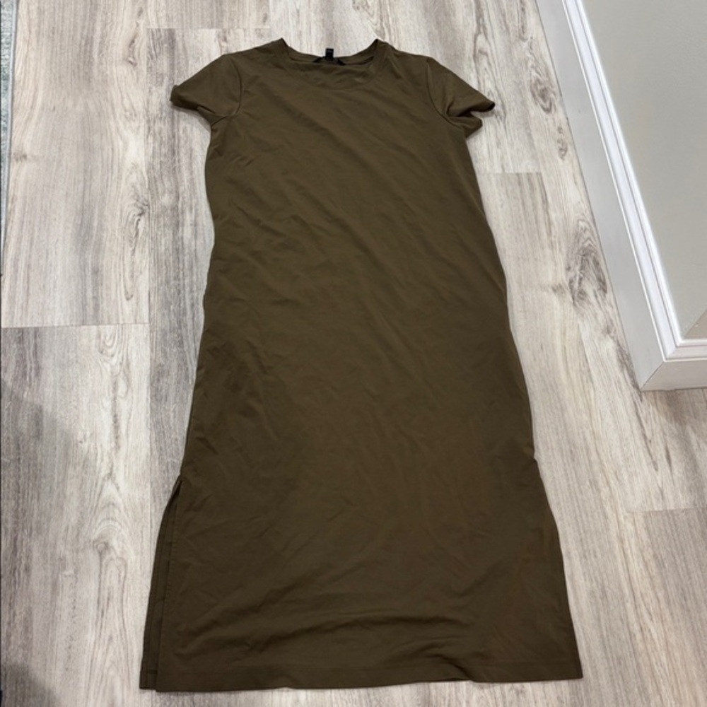 Banana Republic Green maxi shirt dress short sleeve size small with pockets